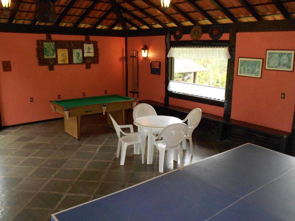 Country Ville Hotel เตเรซอโปลิส ภายนอก รูปภาพ