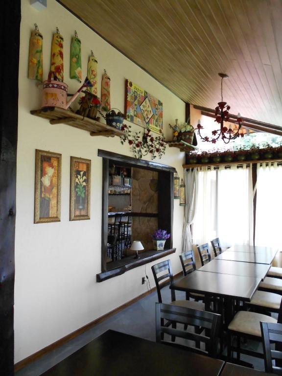 Country Ville Hotel เตเรซอโปลิส ภายนอก รูปภาพ