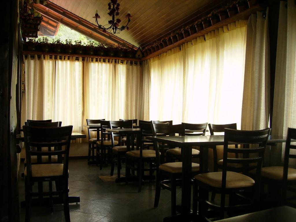 Country Ville Hotel เตเรซอโปลิส ภายนอก รูปภาพ