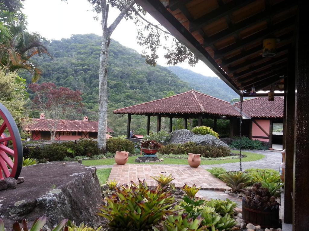 Country Ville Hotel เตเรซอโปลิส ภายนอก รูปภาพ